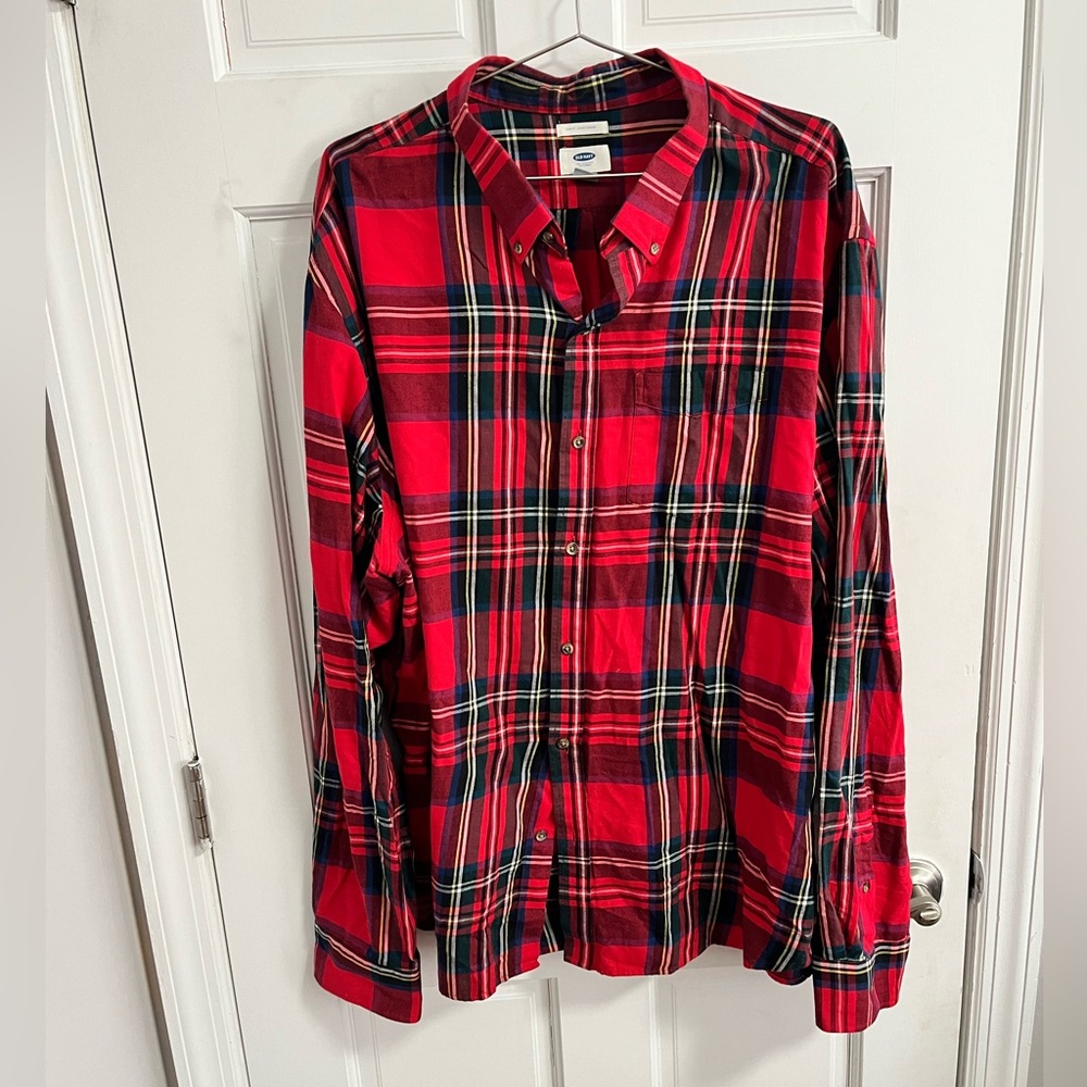 NWOT Old Navy Men’s Button-Down